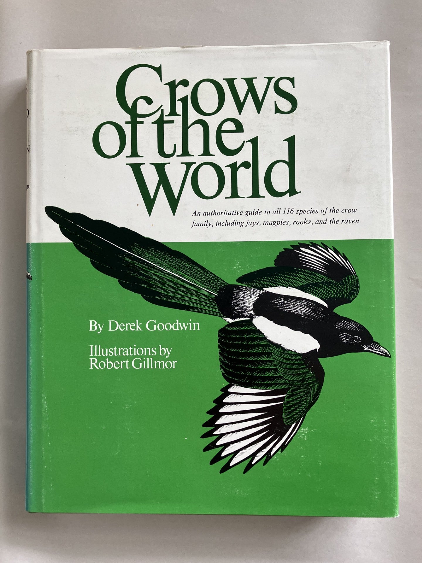 Book cover Crows of the World