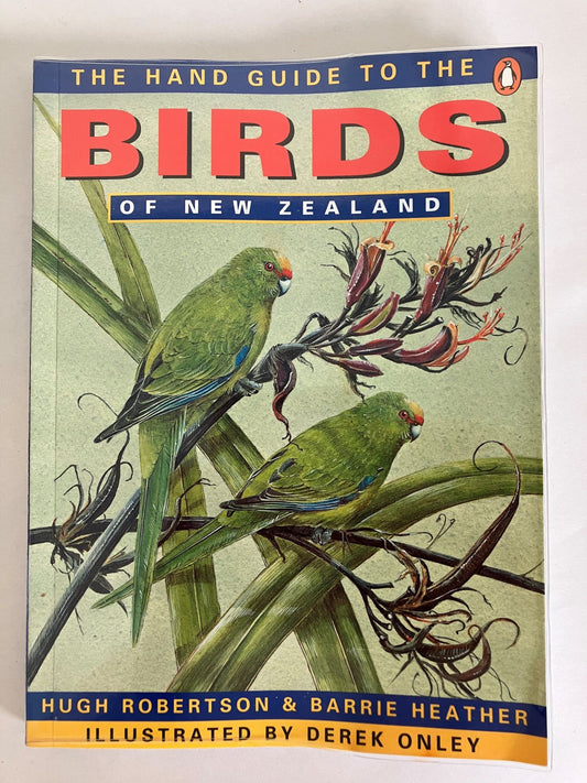 Book cover The Hand Guide to the Birds of New Zealand