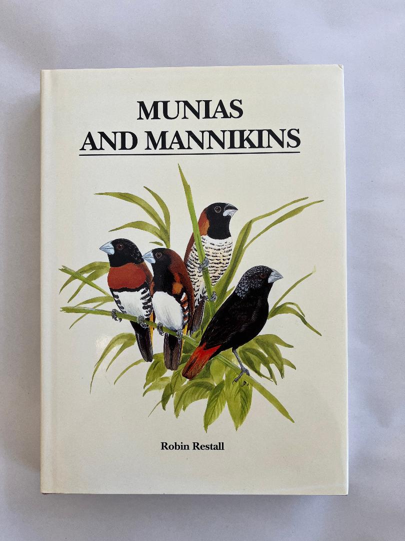 Book cover and/or sample page of Munias and Mannikins
