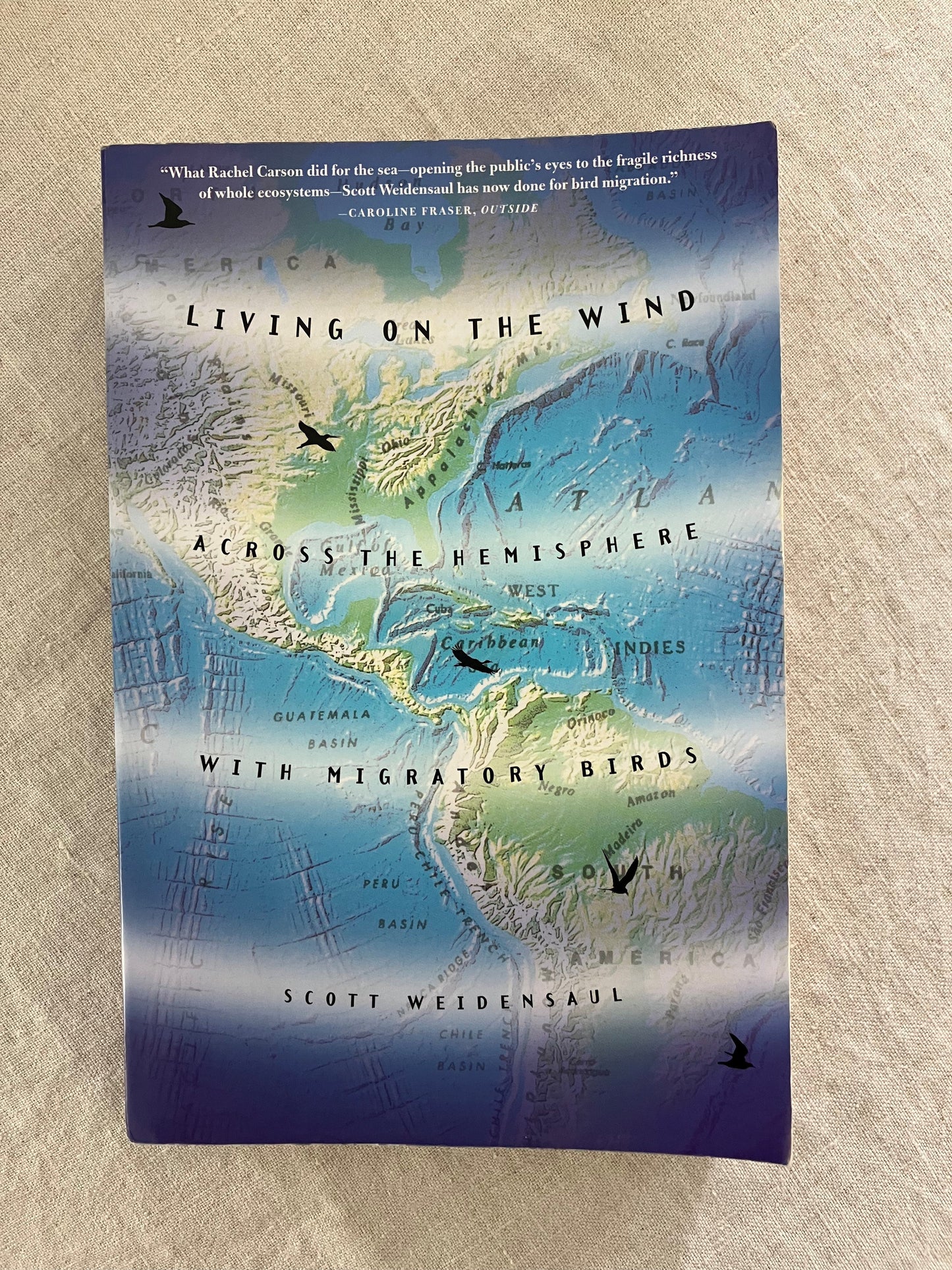 Living on the Wind: Across the Hemisphere with Migratory Birds