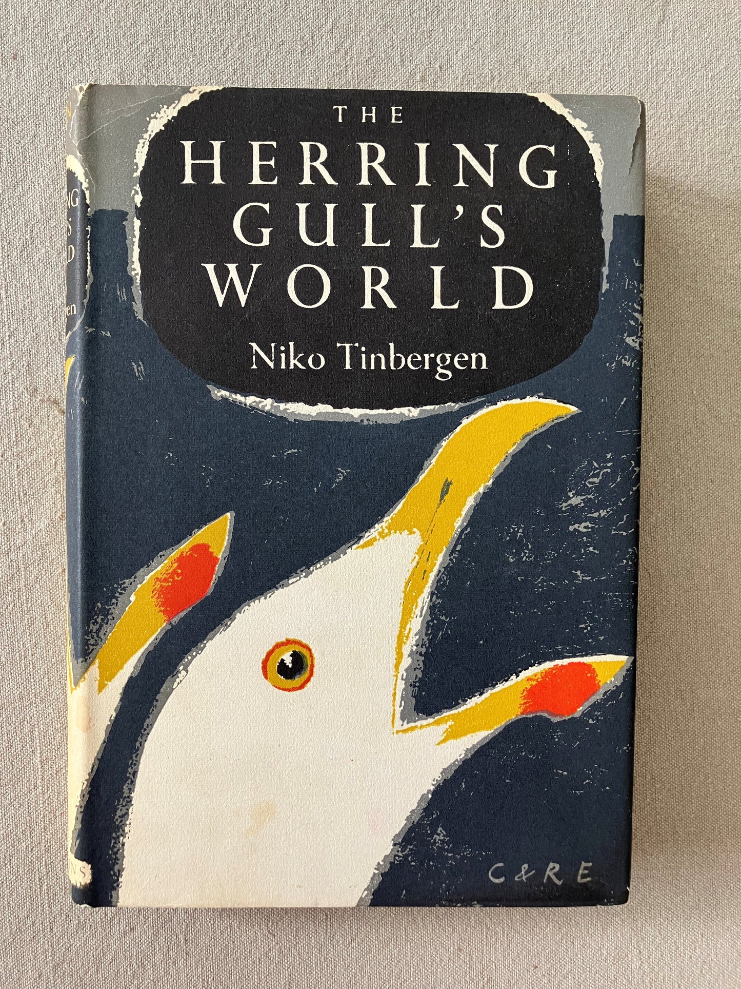 The Herring Gull's World. New Naturalists 9